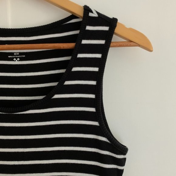 Reitmans Striped Ribbed Tank - Picture 3 of 6